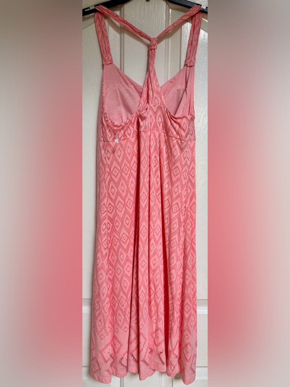 Dakini Pink Geometric Midi Dress Built-In Bra Removable Pads NWOT L Crisscross - Picture 7 of 15